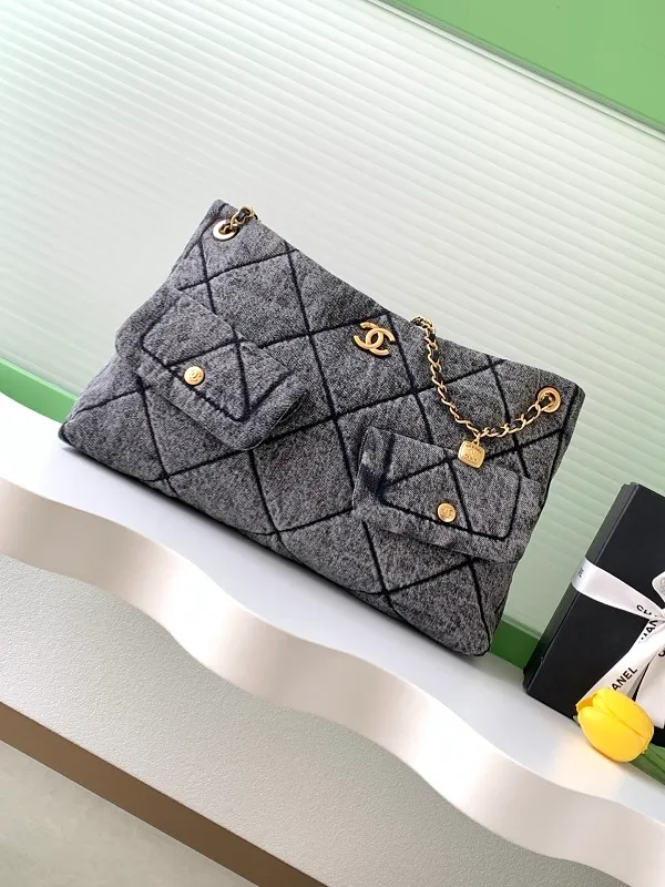 All Categories Chanel Women's Bags 2 (Chanel) Chanel Original AS5740-3