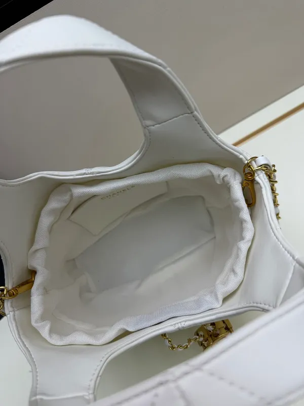 All Categories Chanel Women's Bag 2 (Chanel) Chanel 2622 Medium