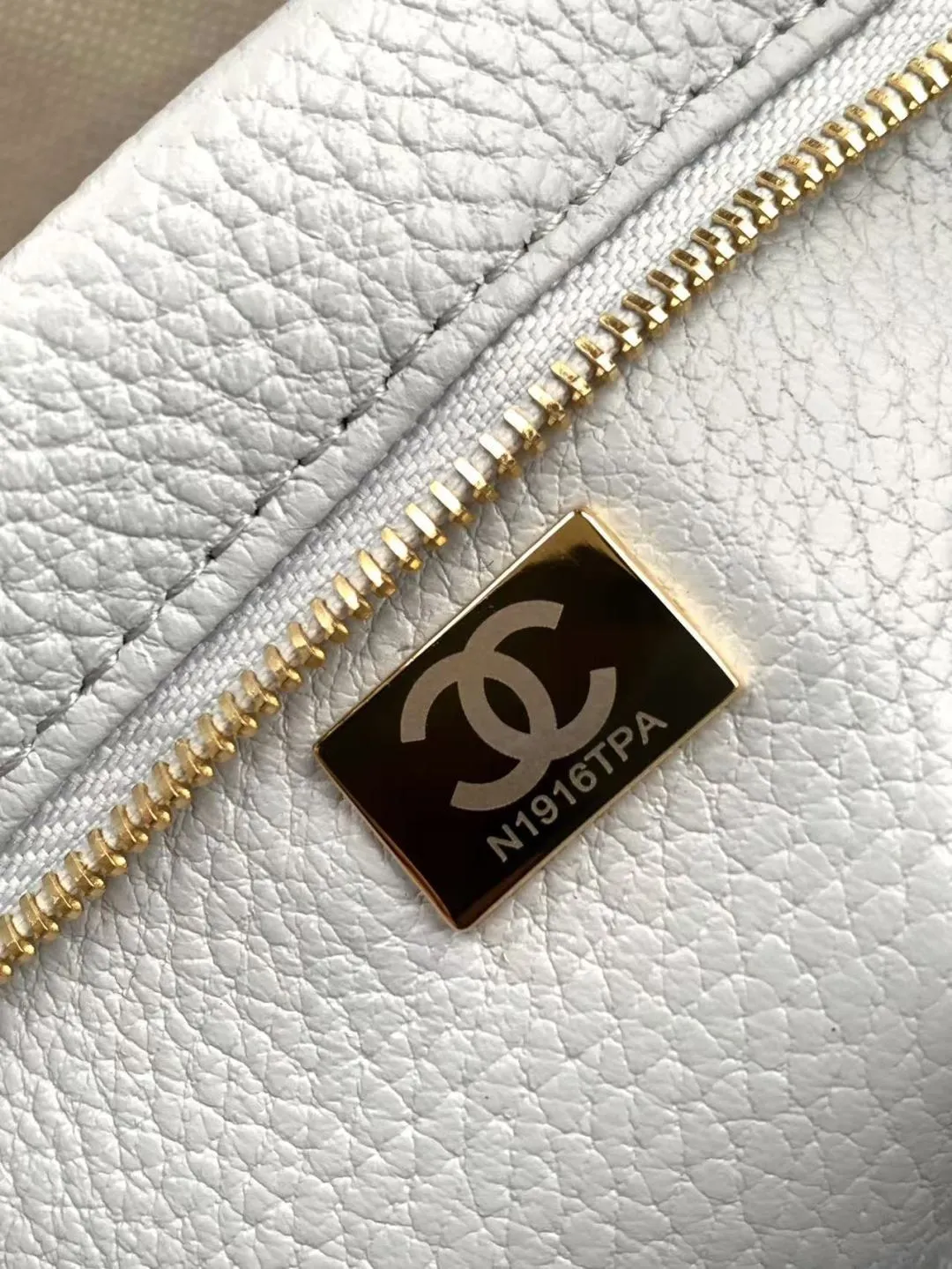 All Categories Chanel Women's Bags 2 (Chanel) Chanel Original Order AS6288