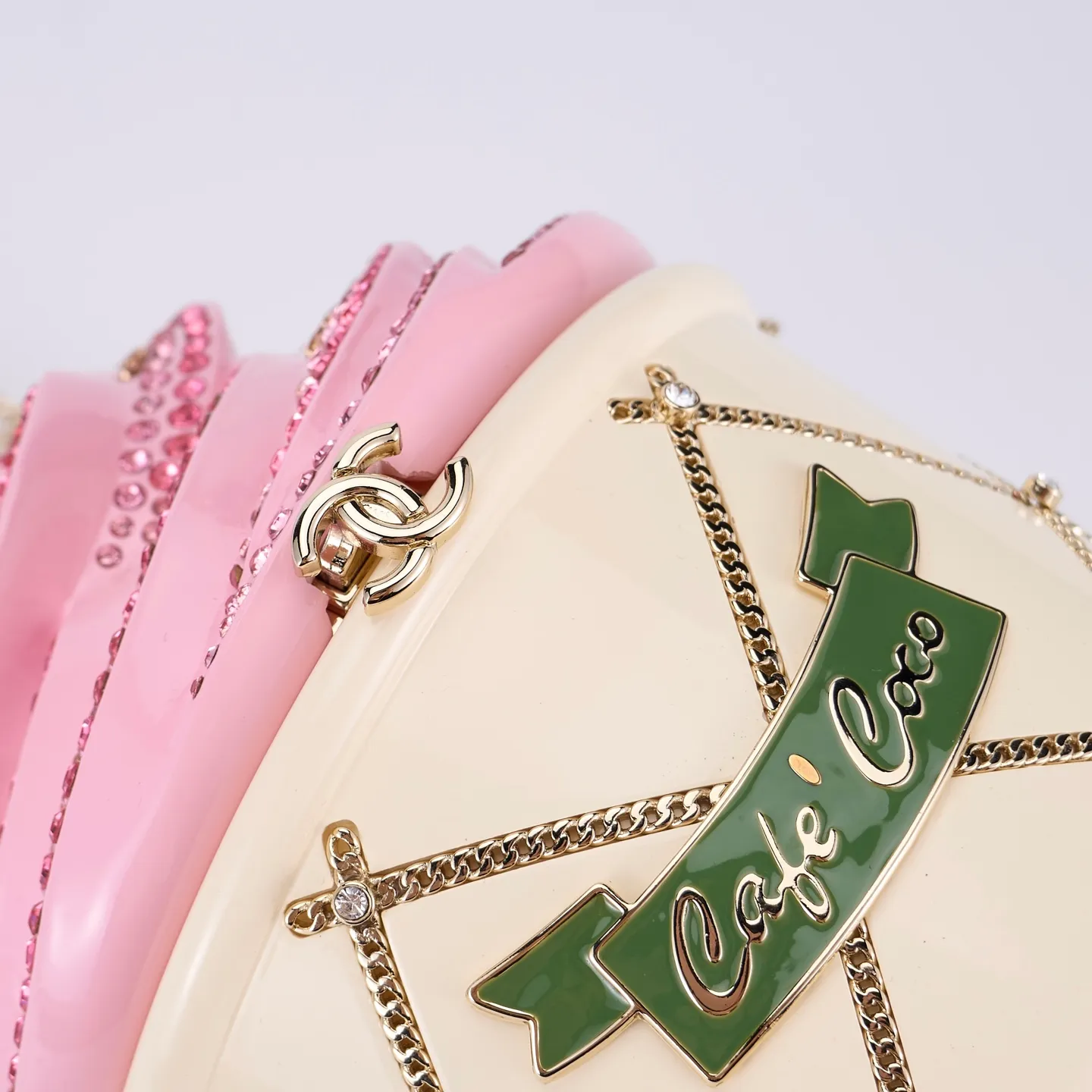 All Categories Chanel Women's Bags (Chanel) Chanel B22735