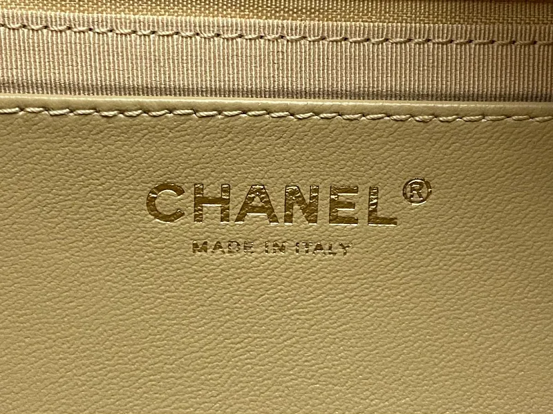 All Categories Chanel Women's Bags 2 (Chanel) Chanel Original AS5302