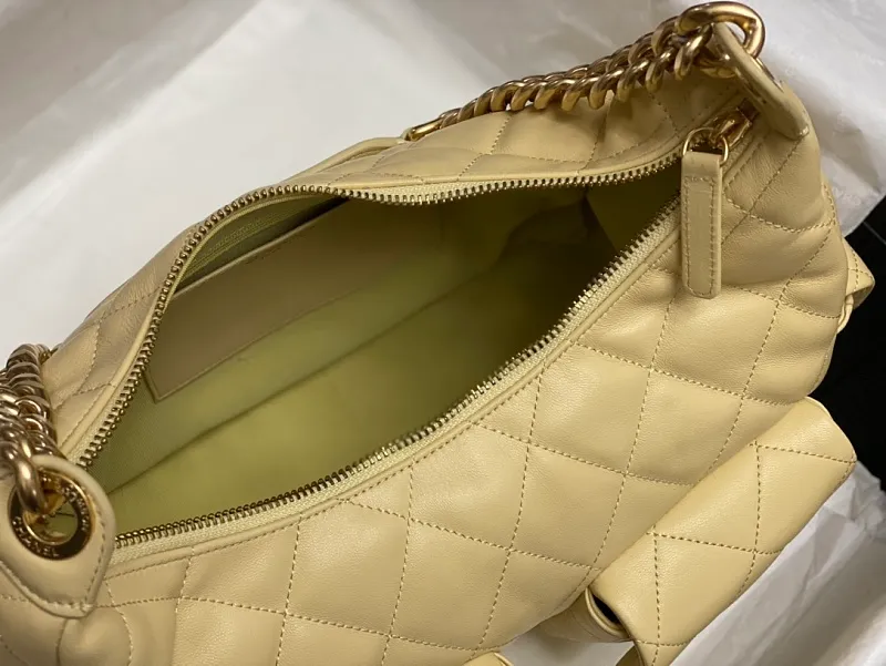 All Categories Chanel Women's Bags 2 (Chanel) Chanel Original AS5302