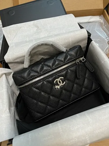 All Categories Official Website "Brand Women's Bags" Women's Bags 💙 Chanel 2026 New CHANEL LP Meteor Hardware Lunch Box Bag