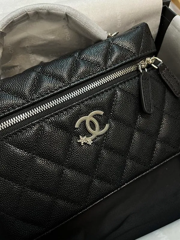 All Categories Official Website "Brand Women's Bags" Women's Bags 💙 Chanel 2026 New CHANEL LP Meteor Hardware Lunch Box Bag