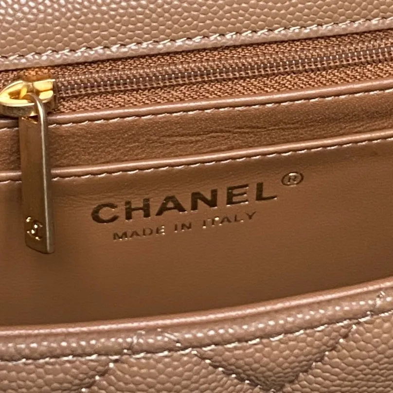All Categories Chanel Women's Bags 2 (Chanel) Chanel Original AS5701