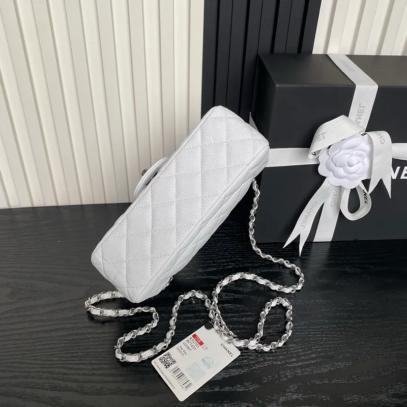 All Categories Chanel Women's Bags 2 (Chanel) Chanel Original AS5701