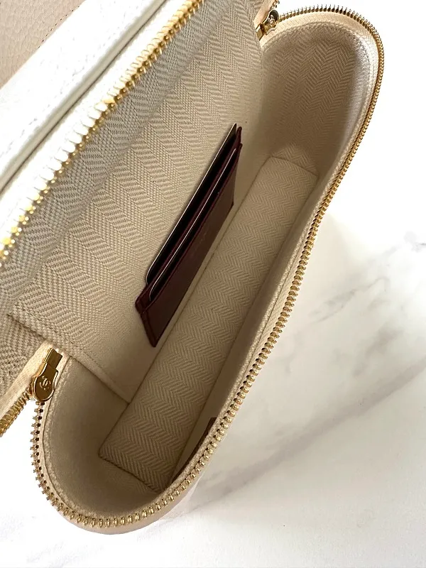 All Categories Chanel Women's Bags 2 (Chanel) Chanel Original Order AP5437