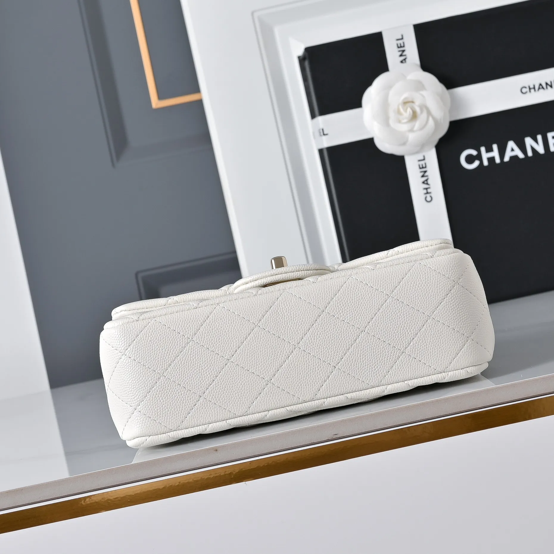 All Categories Chanel Women's Bags 2 (Chanel) Chanel Original A69900 Small Ball Pattern
