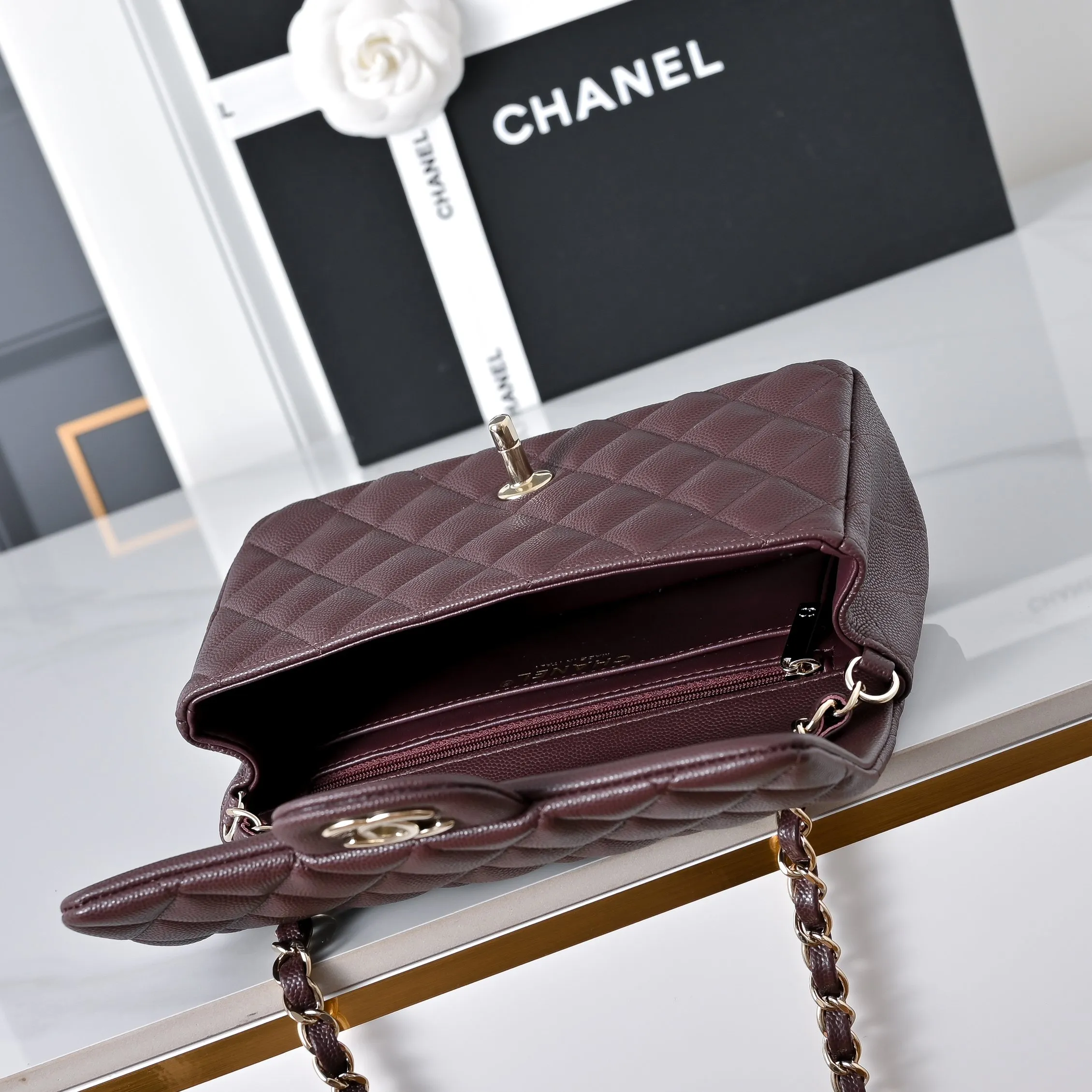 All Categories Chanel Women's Bags 2 (Chanel) Chanel Original A69900 Small Ball Pattern