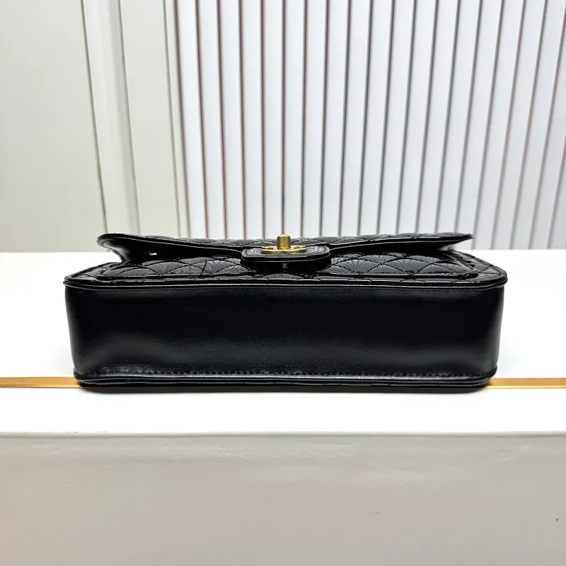 All Categories Chanel Women's Bags 2 (Chanel) Chanel 6311 Patent Leather