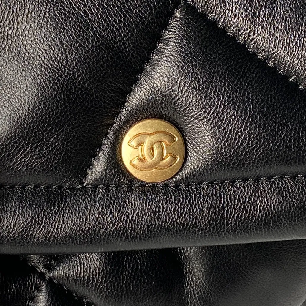 All Categories Chanel Women's Bags 2 (Chanel) Chanel Original AS572