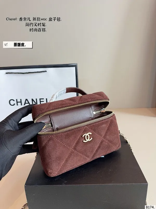 All Categories Official Website "Brand Women's Bags" Women's Bags 💙 Chanel 2025 New CHANEL Cosmetic Bag
