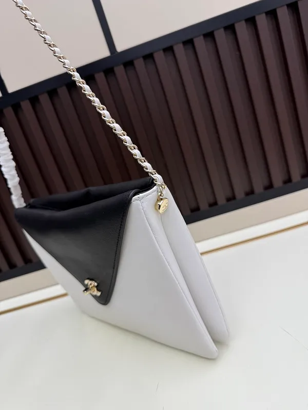 All Categories Chanel Women's Bags (Chanel) Chanel 1A027