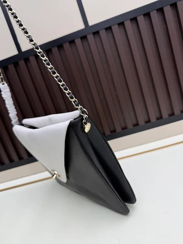 All Categories Chanel Women's Bags (Chanel) Chanel 1A027
