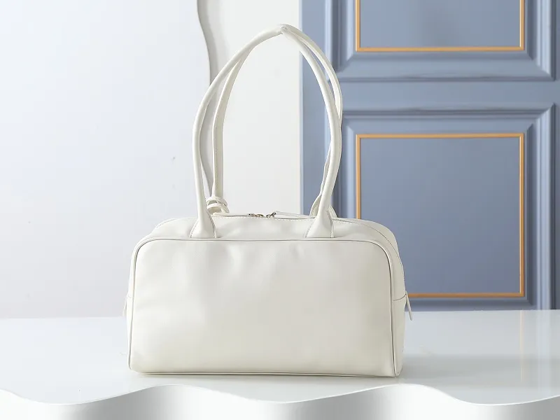 All categories Official website "Brand Women's Bags" Women's Bags 💙 Chanel 2026 new CHANEL hand-held crossbody bag
