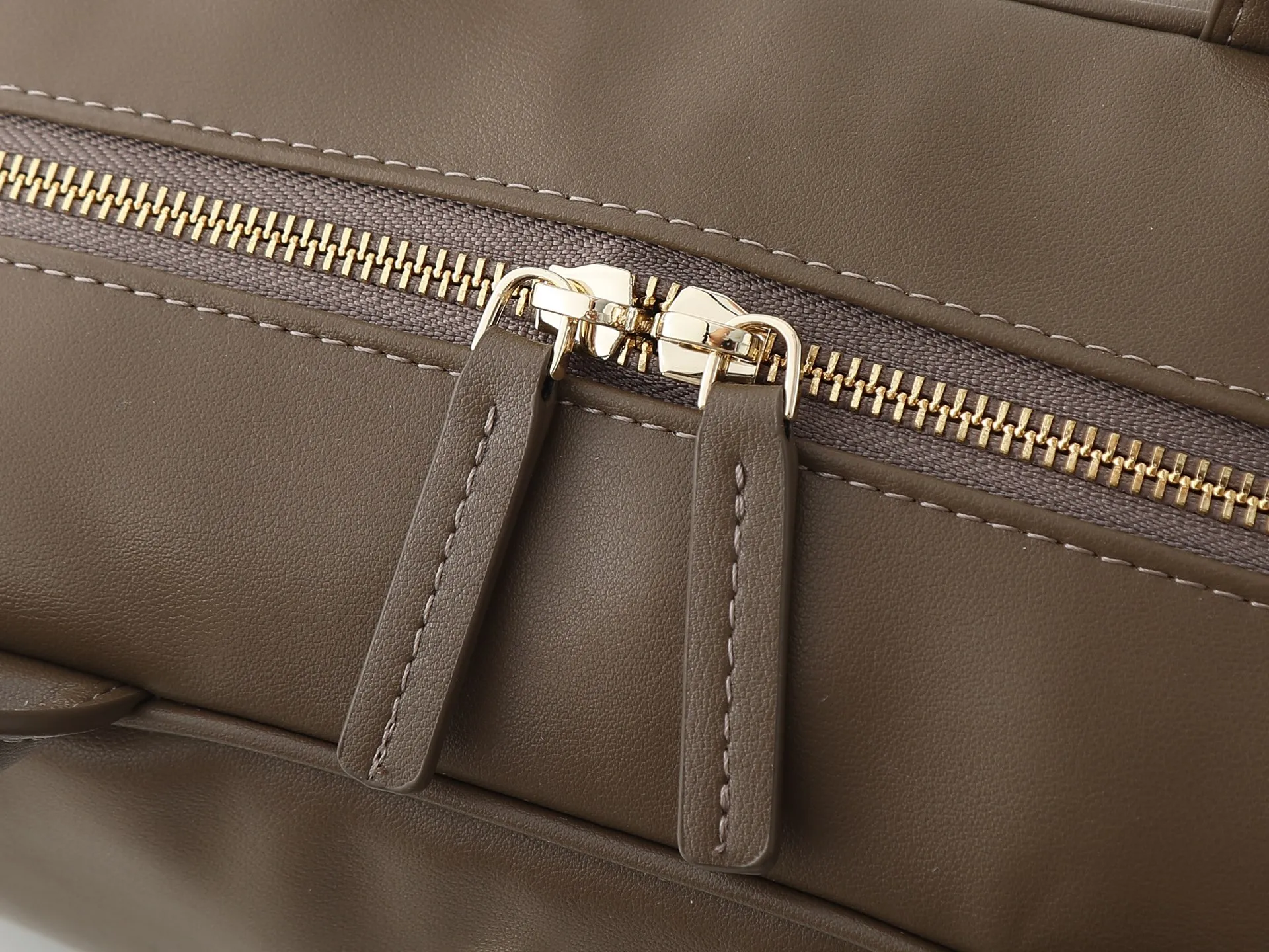 All categories Official website "Brand Women's Bags" Women's Bags 💙 Chanel 2026 new CHANEL hand-held crossbody bag