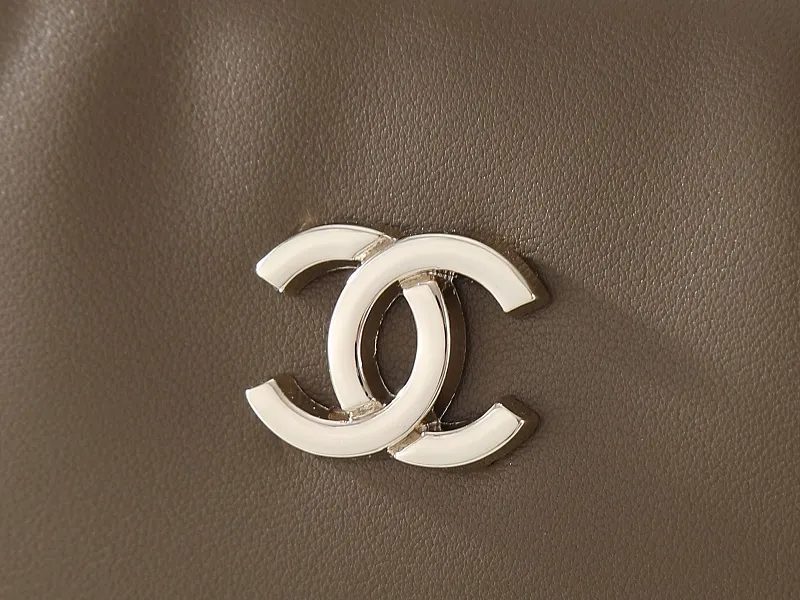 All categories Official website "Brand Women's Bags" Women's Bags 💙 Chanel 2026 new CHANEL hand-held crossbody bag