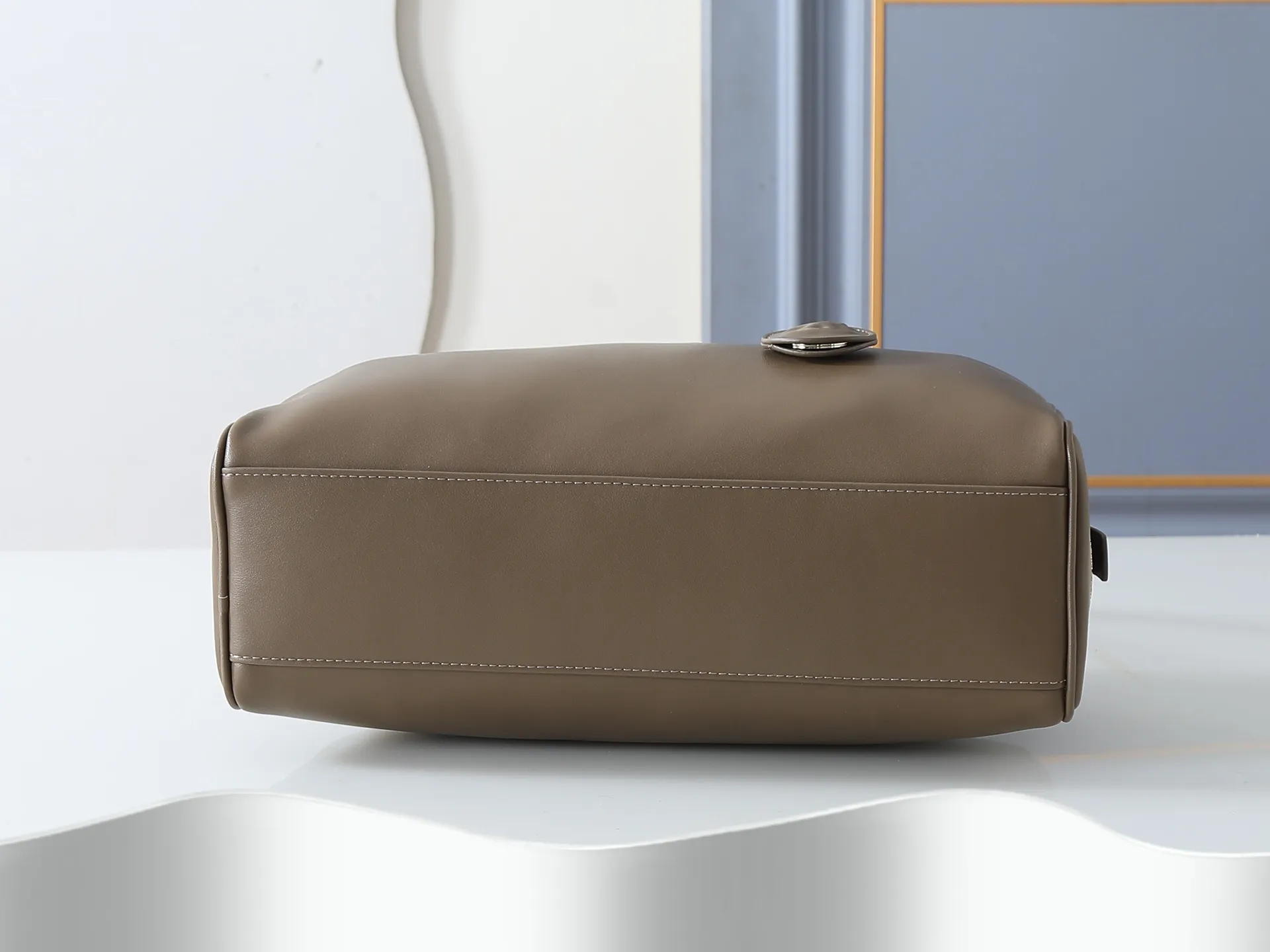All categories Official website "Brand Women's Bags" Women's Bags 💙 Chanel 2026 new CHANEL hand-held crossbody bag