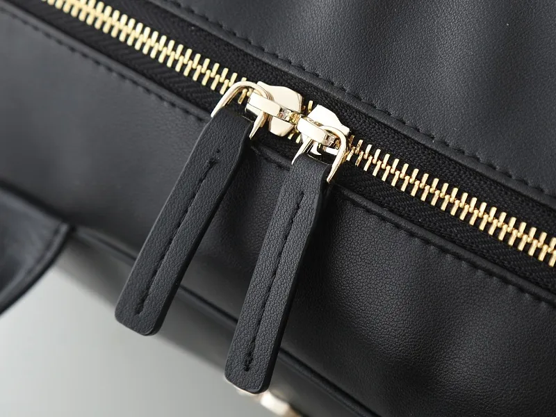 All categories Official website "Brand Women's Bags" Women's Bags 💙 Chanel 2026 new CHANEL hand-held crossbody bag
