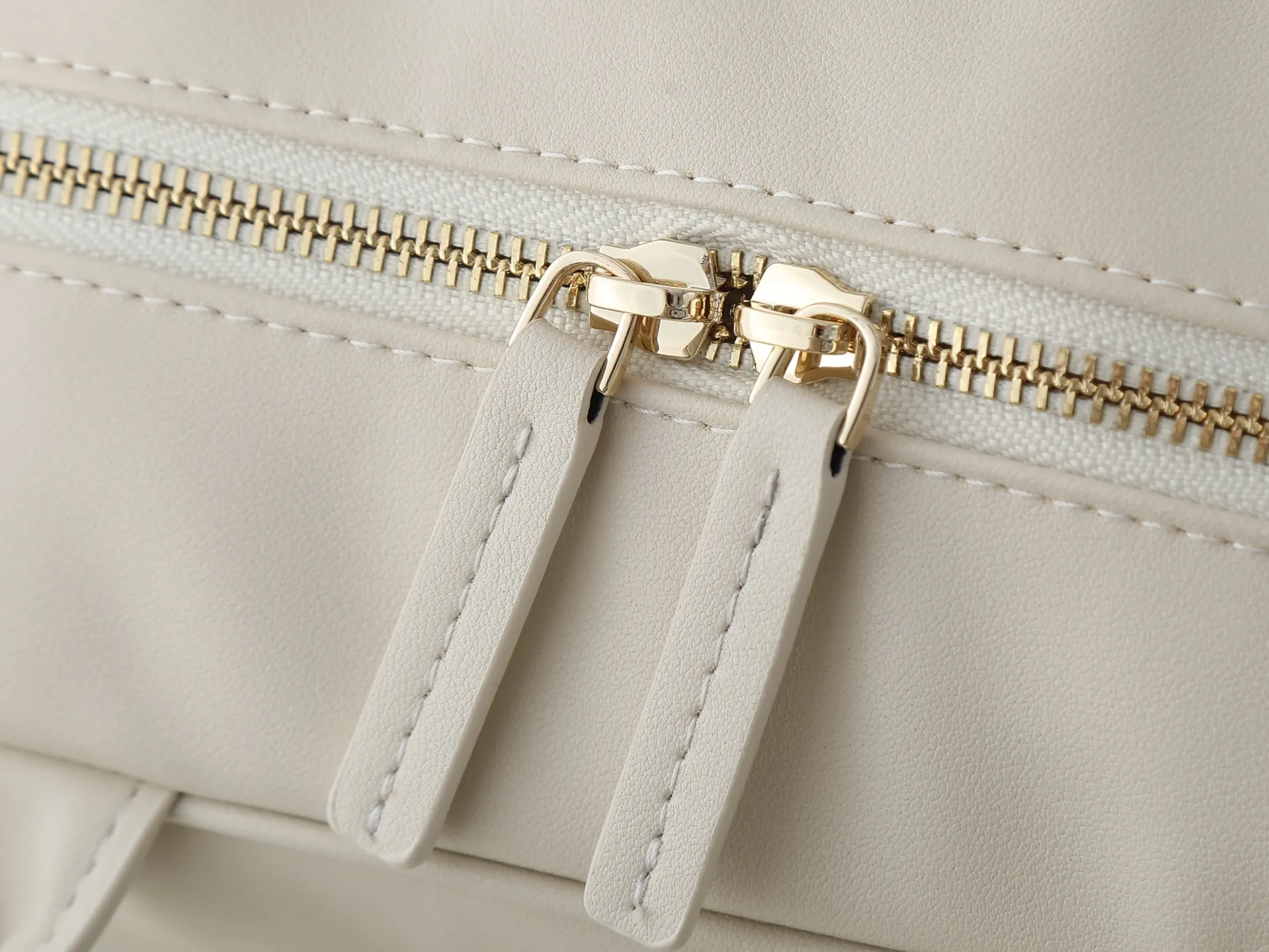 All categories Official website "Brand Women's Bags" Women's Bags 💙 Chanel 2026 new CHANEL hand-held crossbody bag