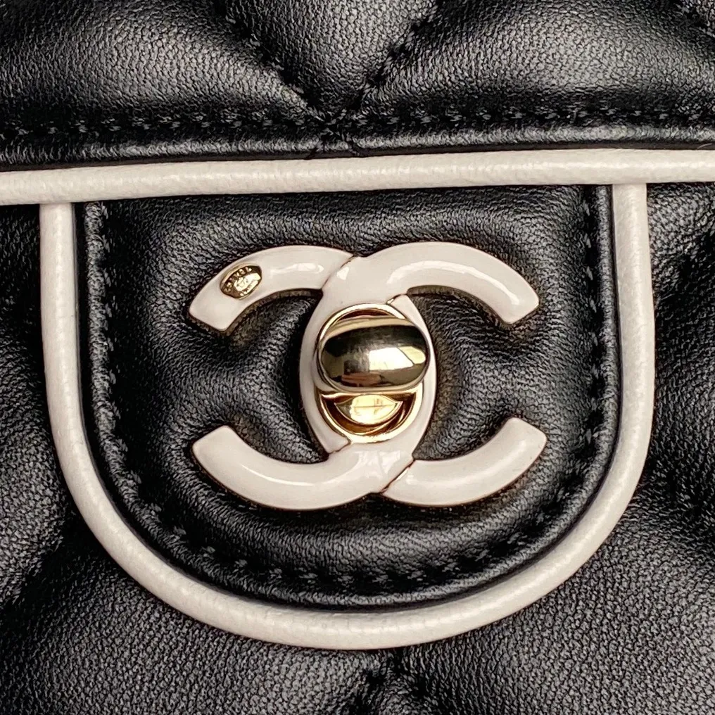 All Categories Chanel Women's Bags 2 (Chanel) Chanel Original AS5150