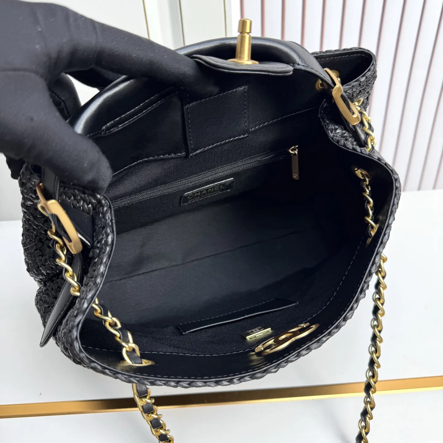All Categories Official Website "Brand Women's Bags" Women's Bags 💙 Chanel 2026 Chanel Cruise Straw & Lambskin Tote Bag