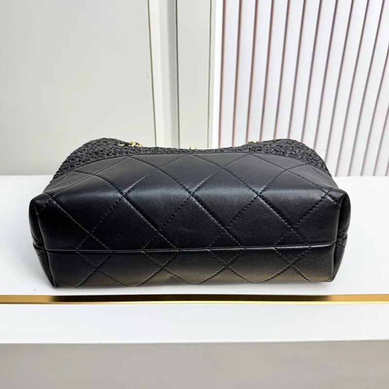 All Categories Official Website "Brand Women's Bags" Women's Bags 💙 Chanel 2026 Chanel Cruise Straw & Lambskin Tote Bag