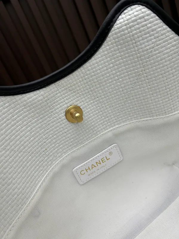 All Categories Chanel Women's Bags (Chanel) Chanel 3020