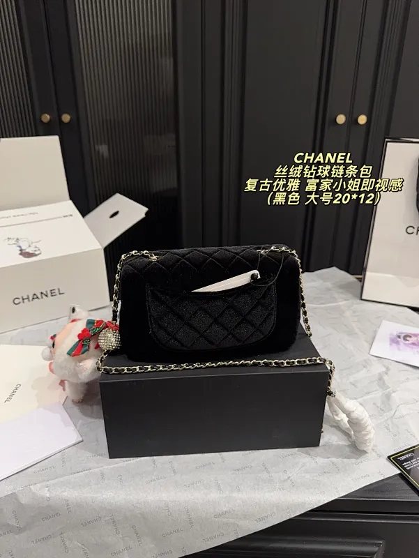 All Categories Official Website "Brand Women's Bags" Women's Bags 💙 Chanel 2025 New CHANEL Velvet Diamond Ball Chain Bag