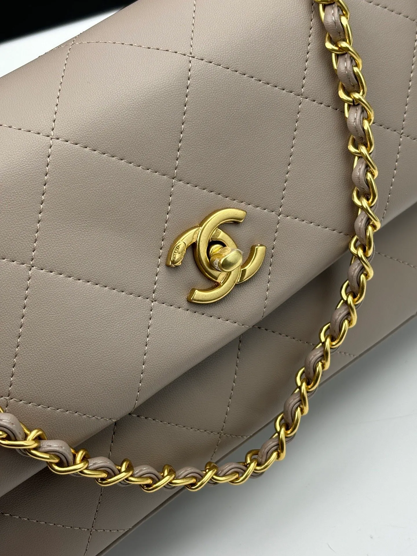 All Categories Chanel Women's Bags (Chanel) Chanel 2626