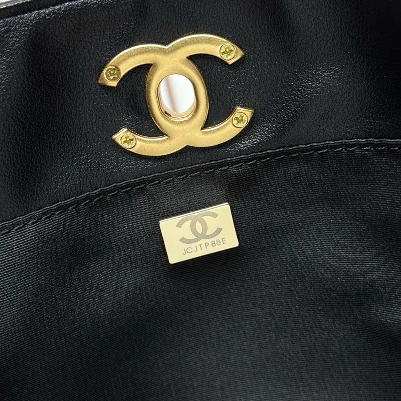 All Categories Official Website "Brand Women's Bags" Women's Bags 💙 Chanel 2026 Official Website CHANEL Crossbody Bag