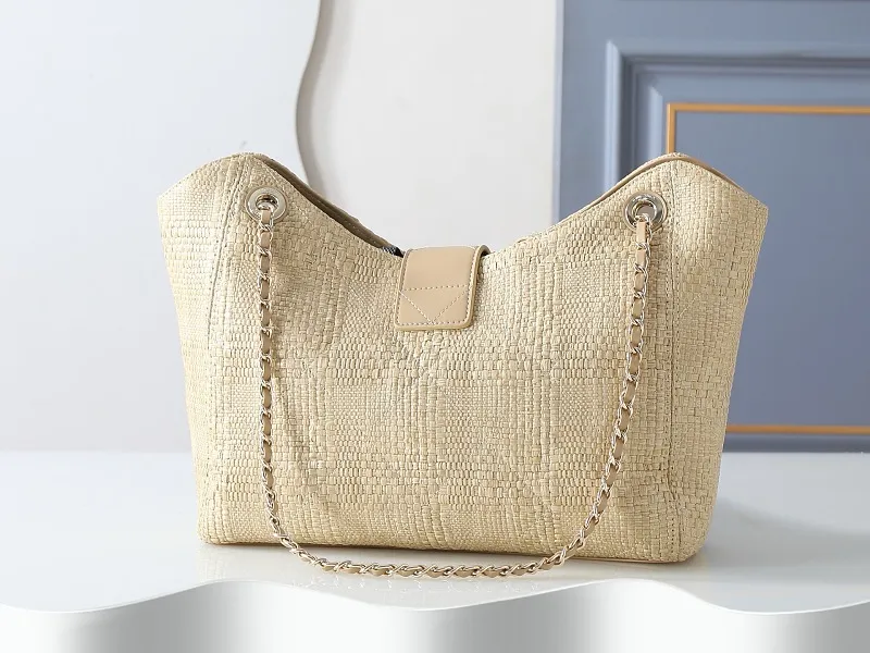 All categories Official website "Brand Women's Bags" Women's Bags 💙 Chanel 2026 new CHANEL hand-held crossbody bag