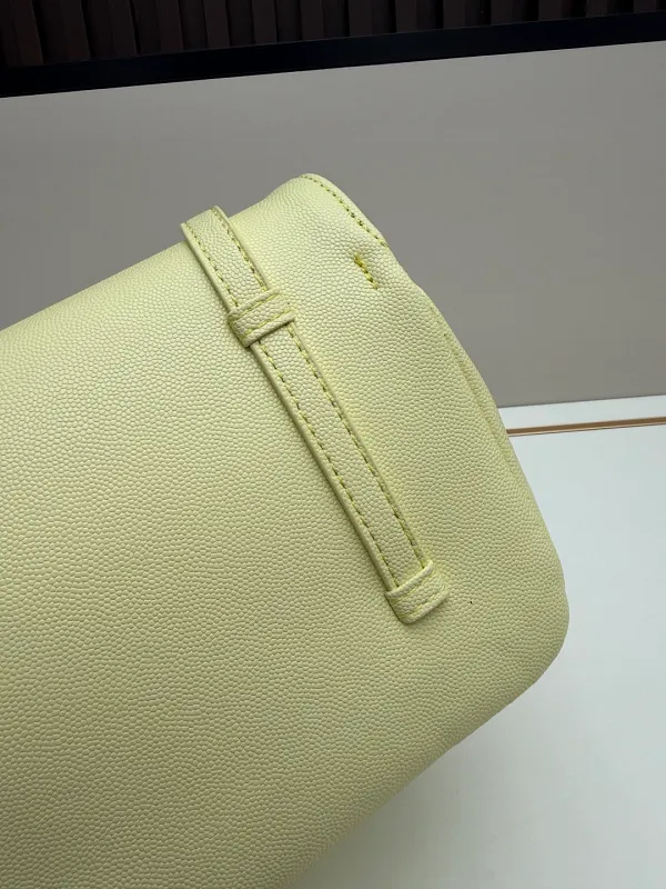 All Categories Chanel Women's Bags 2 (Chanel) Chanel 2620