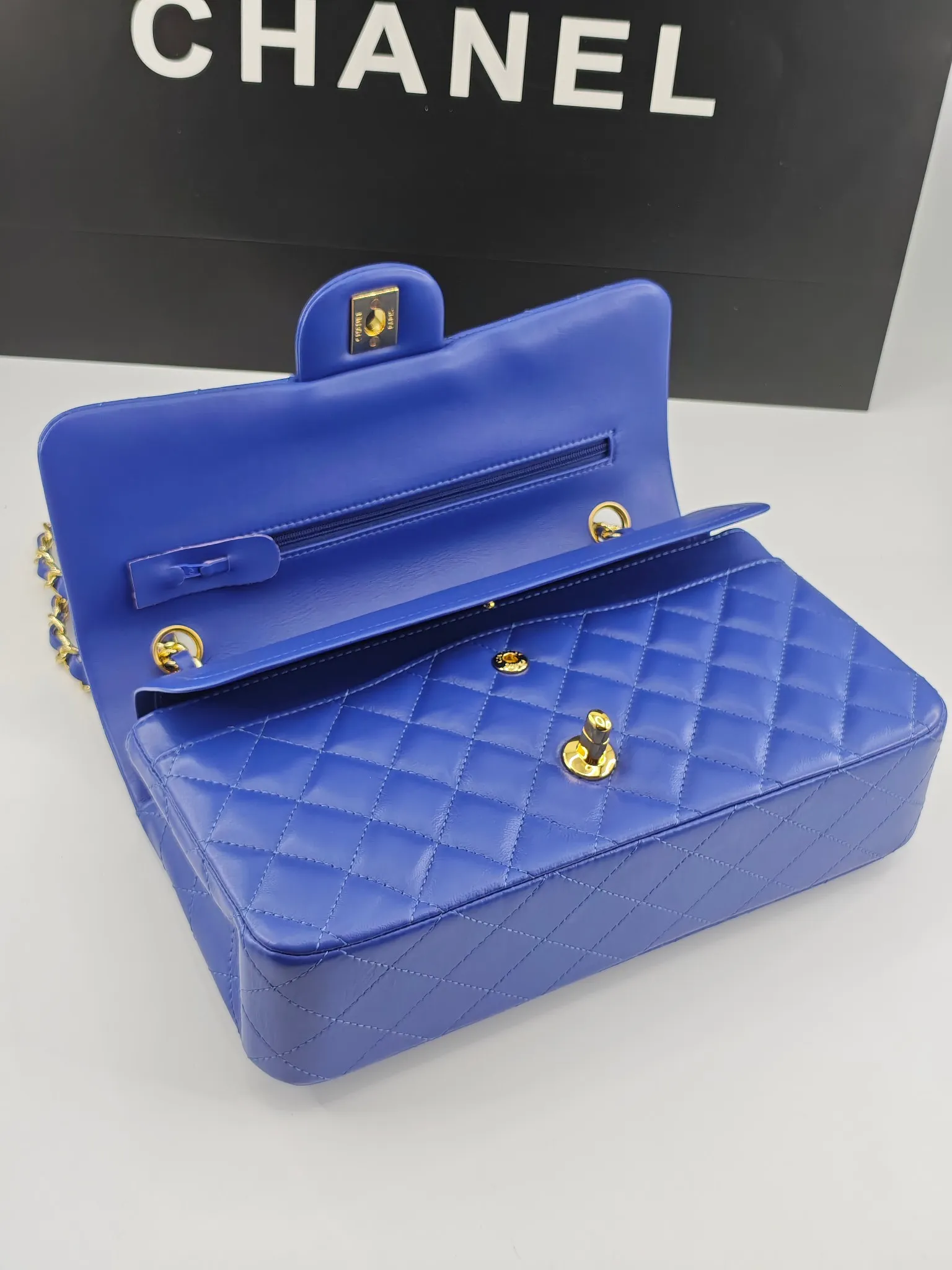 All Categories Chanel Women's Bags 2 (Chanel) Chanel Original Order A01112