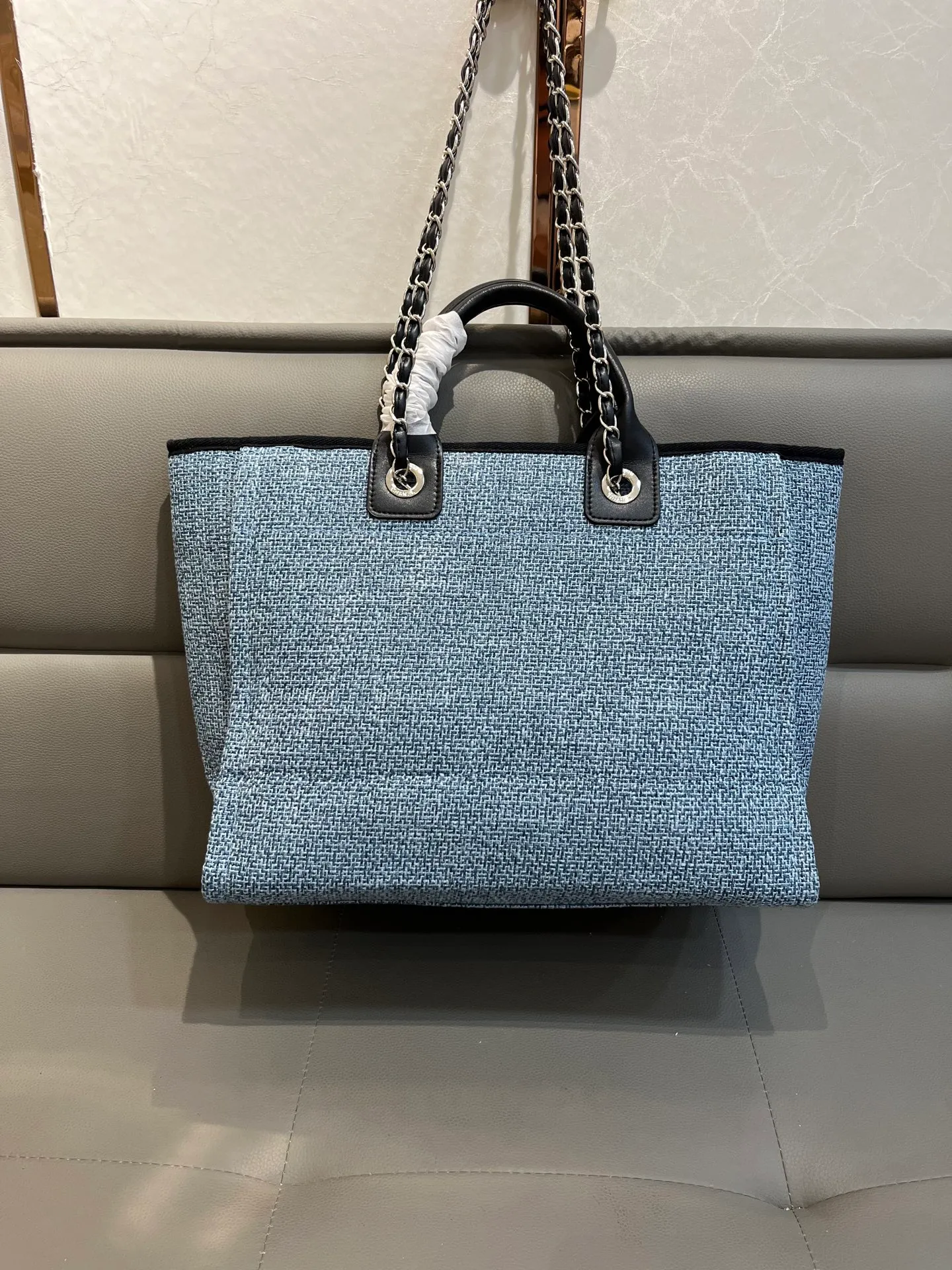 All Categories Official Website "Brand Women's Bags" Women's Bags 💙 Chanel 2026 Official Website Chanel Shopping Bag