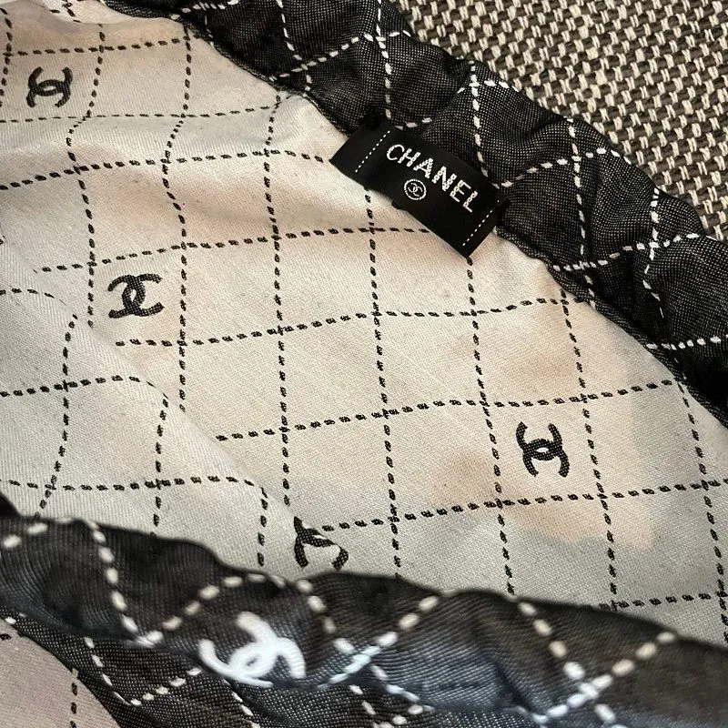 All Categories Chanel Women's Bags (Chanel) Chanel 2437