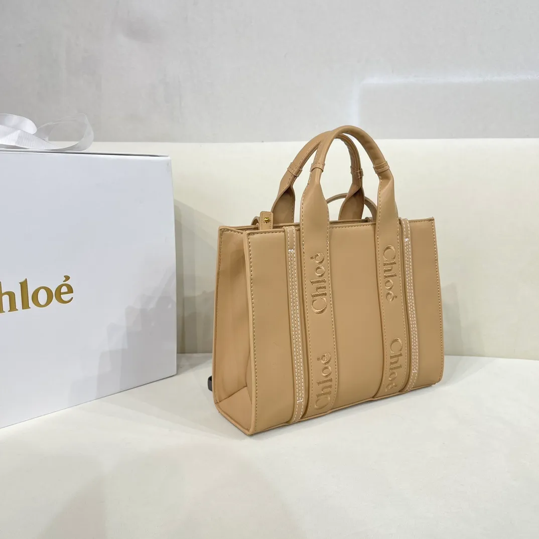 All Categories Official Website "Brand Women's Bags" Women's Bags 💙 Chloe 2023 New Chloe Full Leather Crossbody Bag Wholesale