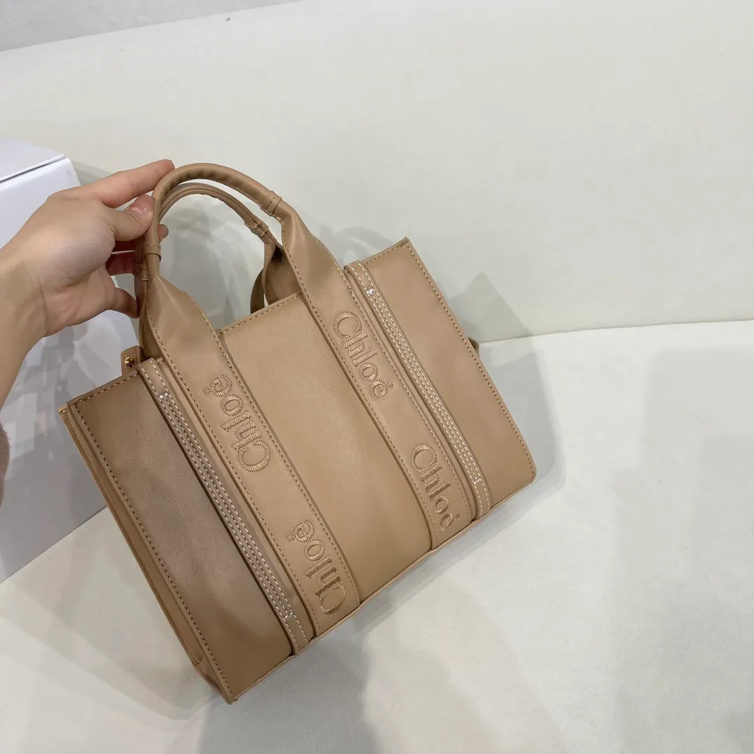All Categories Official Website "Brand Women's Bags" Women's Bags 💙 Chloe 2023 New Chloe Full Leather Crossbody Bag Wholesale