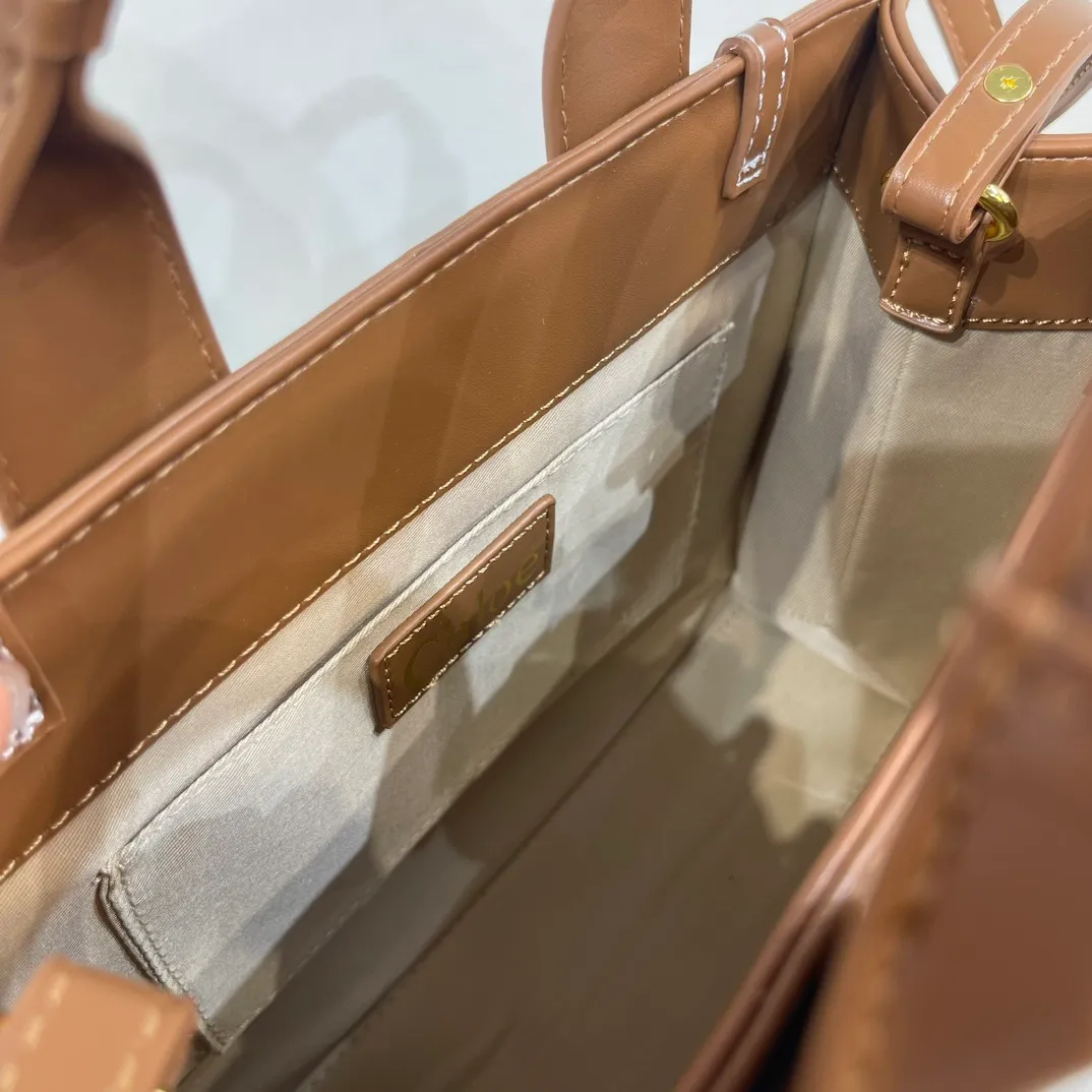All Categories Official Website "Brand Women's Bags" Women's Bags 💙 Chloe 2023 New Chloe Full Leather Crossbody Bag Wholesale