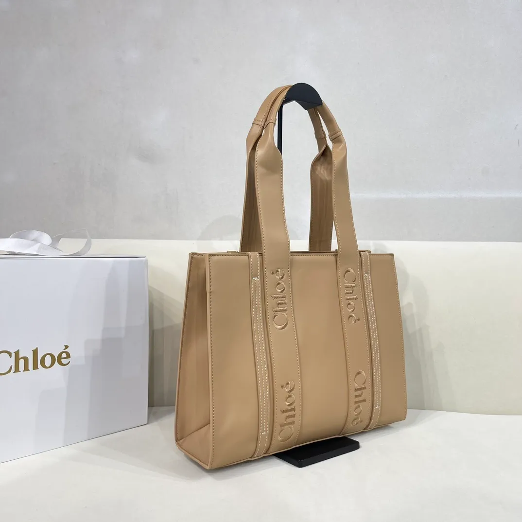 All Categories Official Website "Brand Women's Bags" Women's Bags 💙 Chloe 2023 New Chloe Full Leather Crossbody Bag Wholesale