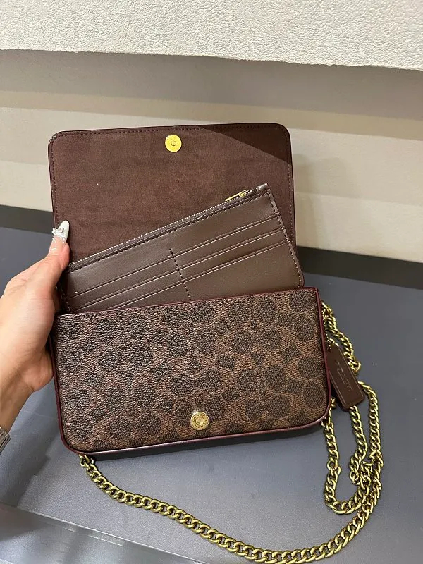 All Categories Coach Wallet (COACH) Coach CAO03