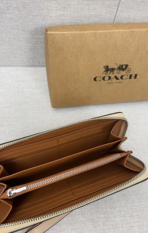 All Categories Coach Wallet (COACH) Coach CJ372