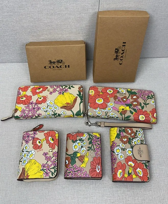 All Categories Coach Wallet (COACH) Coach CJ372