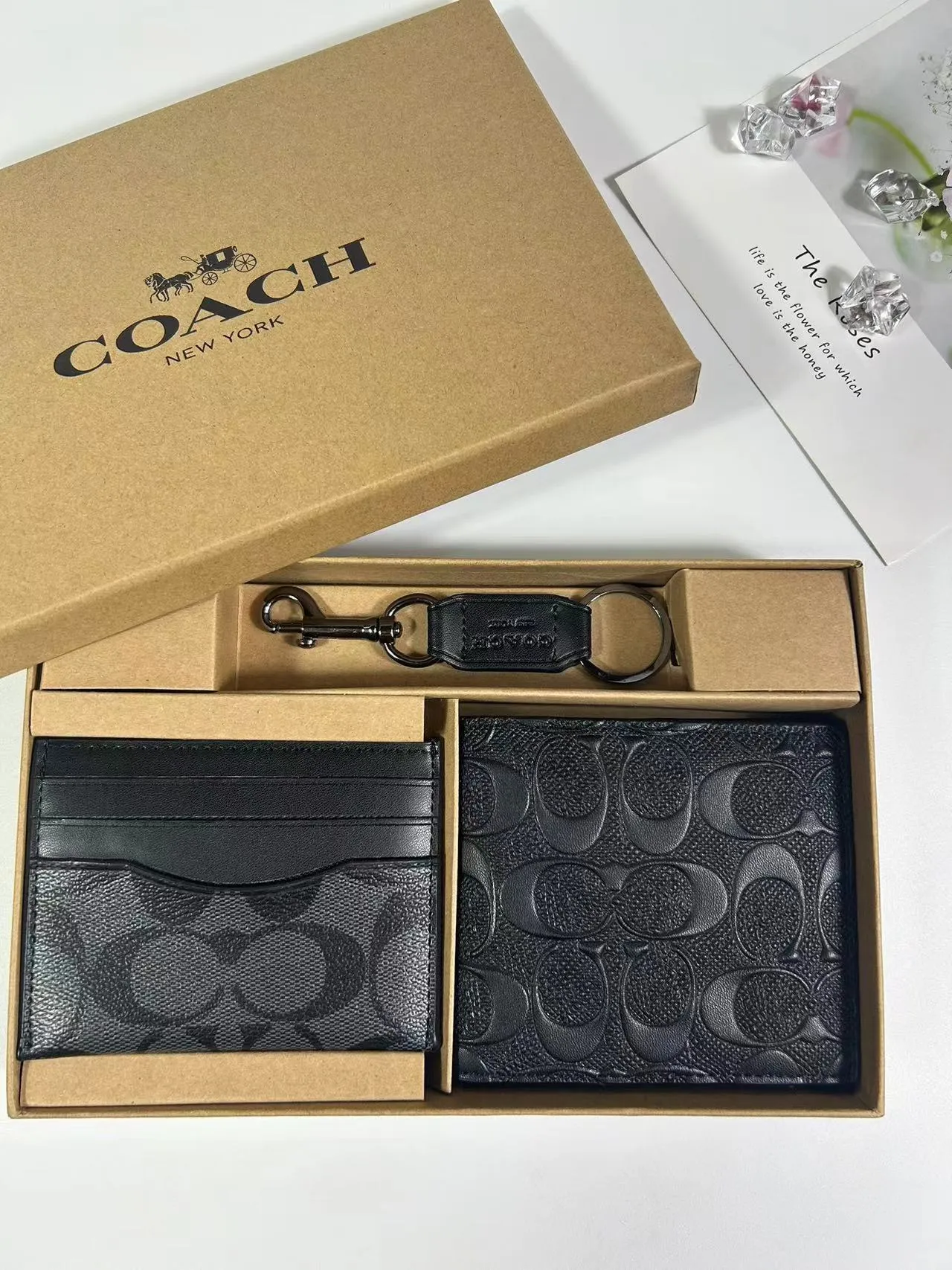 All categories Coach wallet (COACH) Coach three-piece set