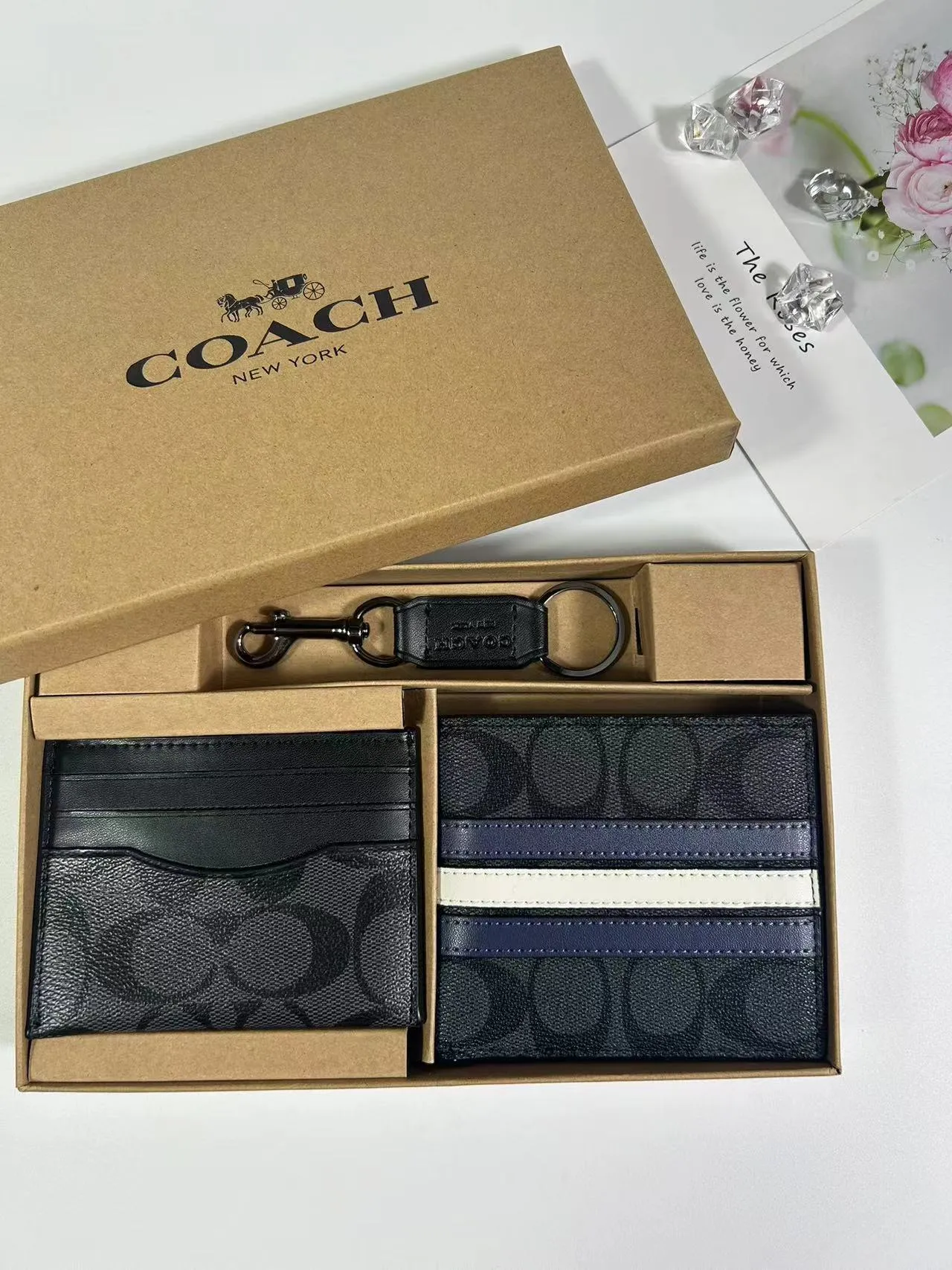 All categories Coach wallet (COACH) Coach three-piece set
