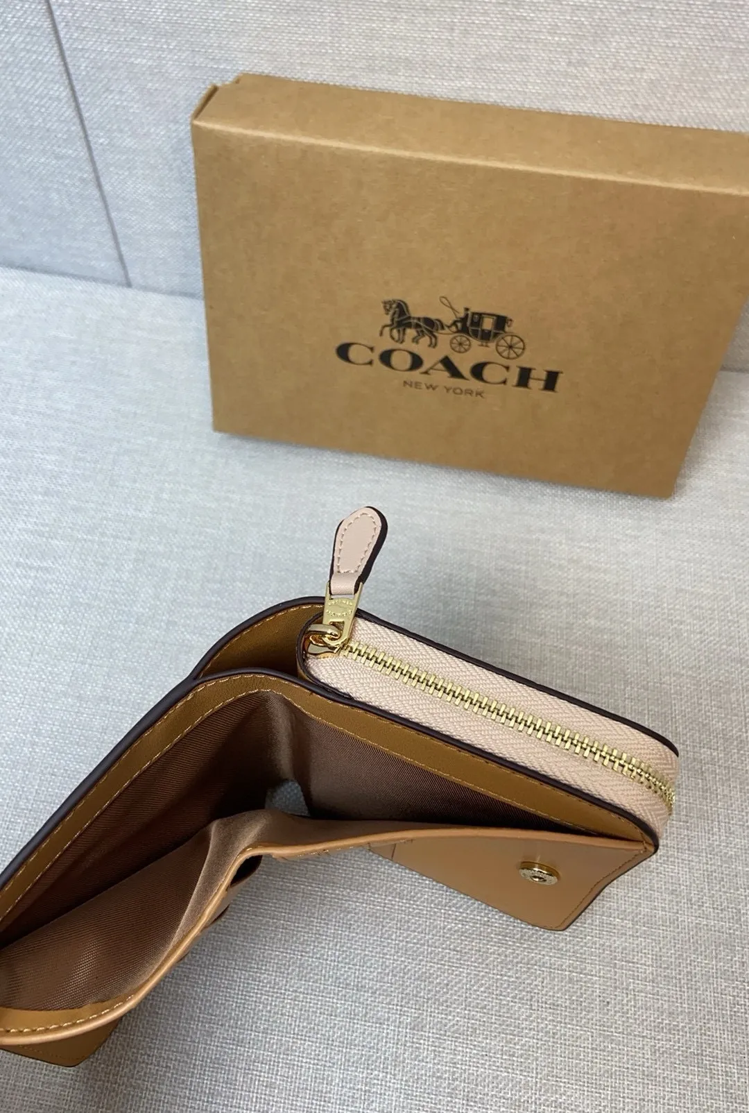 All Categories Coach Wallet (COACH) CI193
