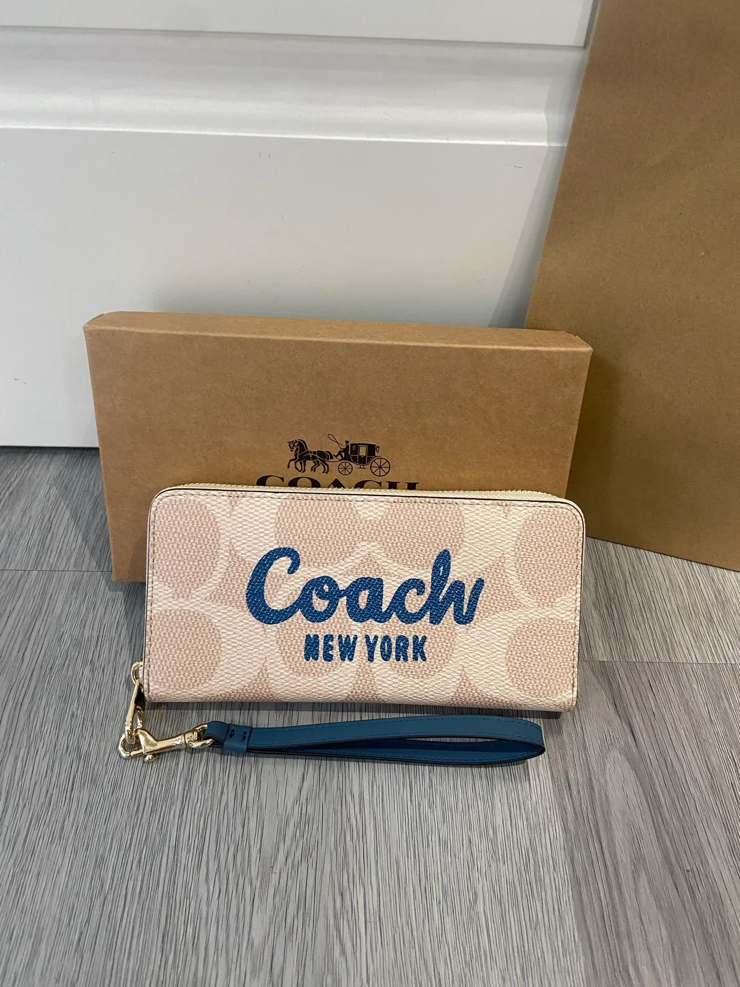 All Categories Coach Wallet (COACH) Coach CZ330