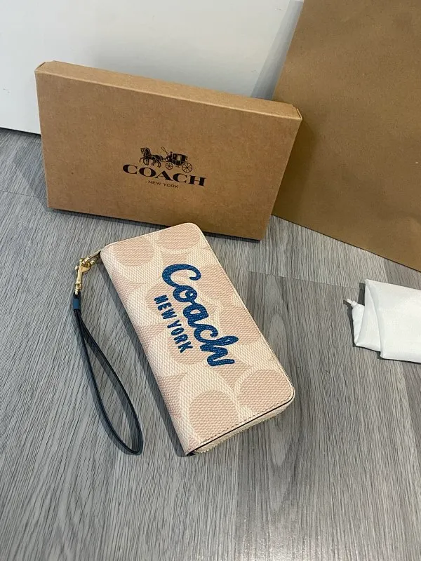 All Categories Coach Wallet (COACH) Coach CZ330