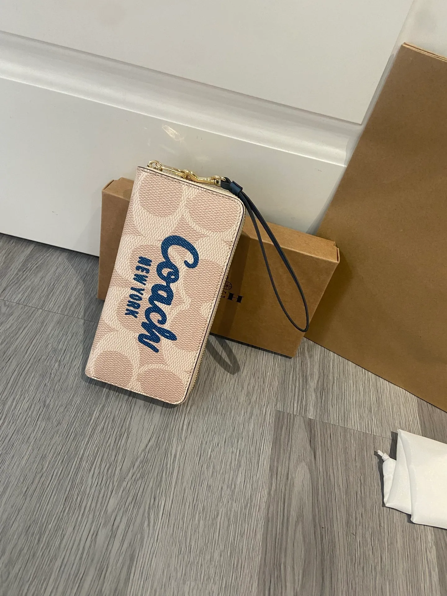 All Categories Coach Wallet (COACH) Coach CZ330