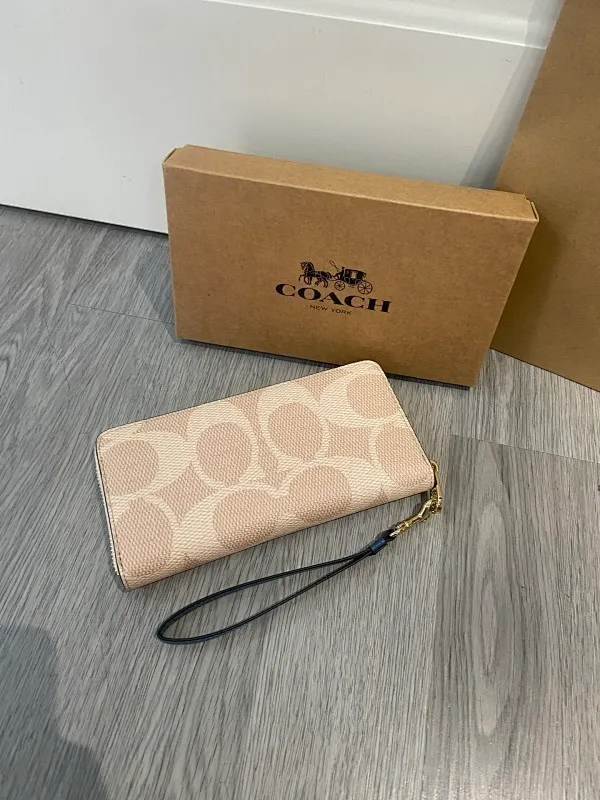 All Categories Coach Wallet (COACH) Coach CZ330
